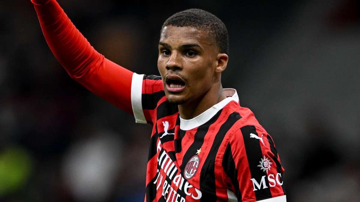 Romano: "Thiaw, il Newcastle ci prova. Ma serve una proposta fuori mercato". Juve alla finestra