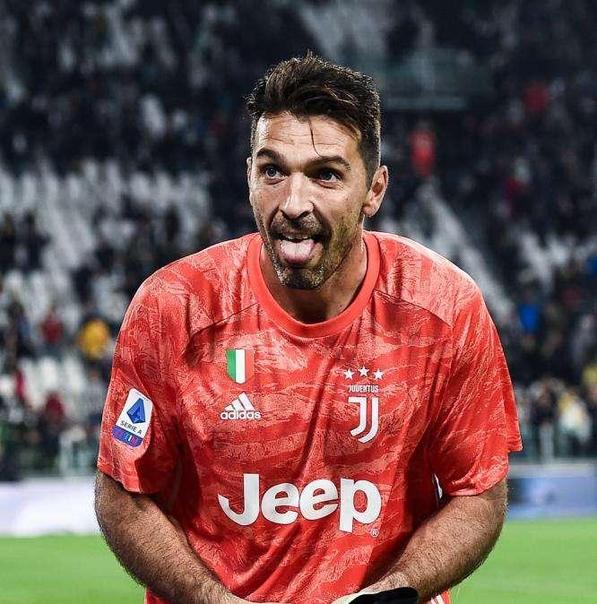 Corsport - Buffon guiderà la rivoluzione Champions, Rabiot  e Bernardeschi titolari