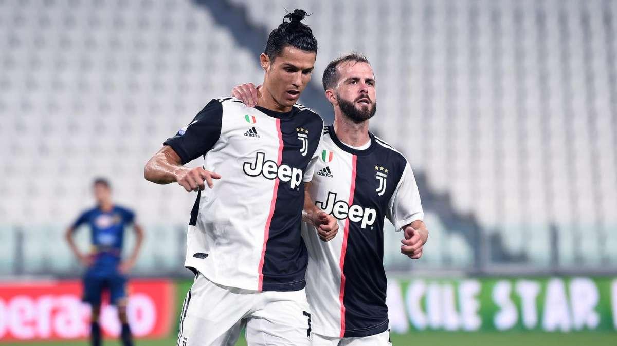 Pjanic: "CR7 dispiaciuto per il mio addio alla Juve ma ha detto che mi sarei divertito al Barcellona"