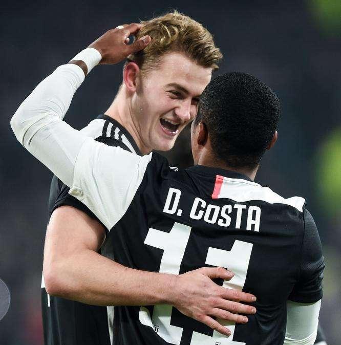 DE LIGT, incontro in pizzeria con l'agente Raiola e un ex interista
