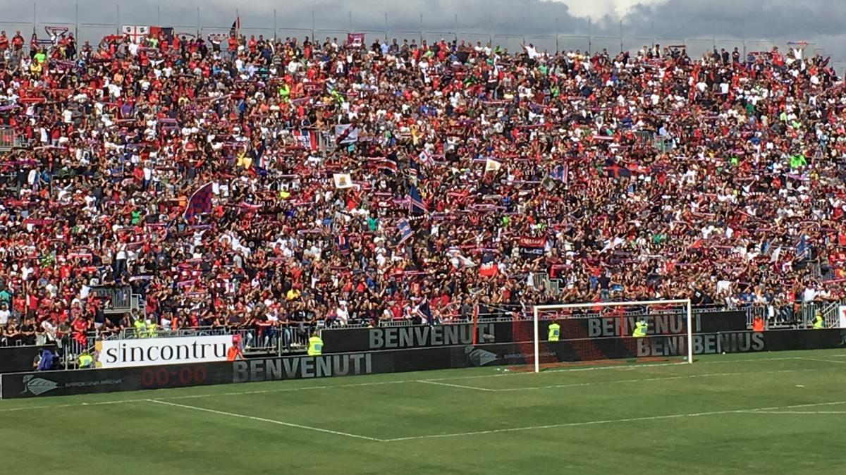 Cagliari-Juventus, corsa ai biglietti: ultimi posti in due tribune, disponibilità nel settore ospiti