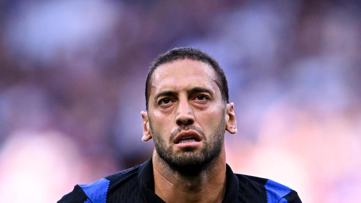 Cagliari-Inter 0-1, decide Calhanoglu: Bisseck salva il risultato nel finale