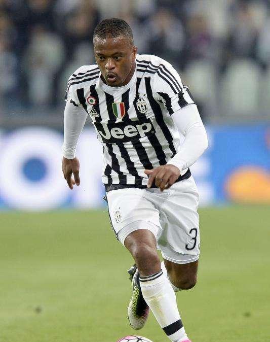 EVRA: "Ringrazio la Juve, i bianconeri mi rispettano e vogliono continuare con me, ma c'è tempo per decidere. Ritiro dopo Euro 2016? No"