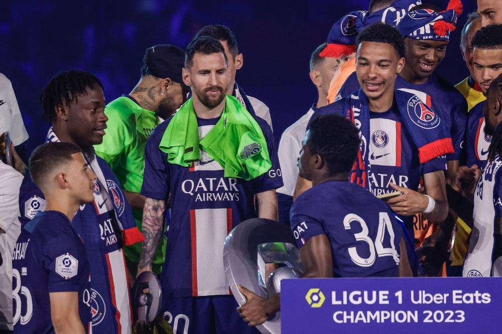 Calcio: in Spagna sicuri, il Barca tratta per il ritorno Messi