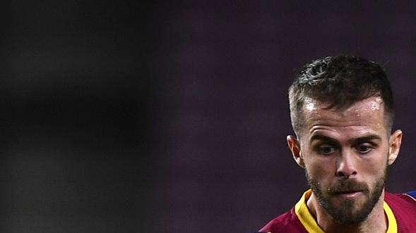 Genoa, Malinovskyi va ko: ma pazza idea è l'ex bianconero Pjanic