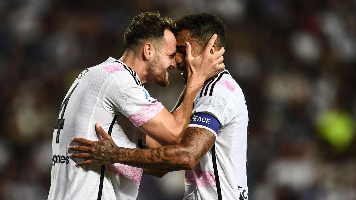 LIVE TJ - I convocati. Out solo Pogba. Allegri punterà sul 3-5-2. In difesa ci sarà Gatti. McKennie e Kostic sulle fasce. In attacco spazio a Chiesa e Vlahovic 