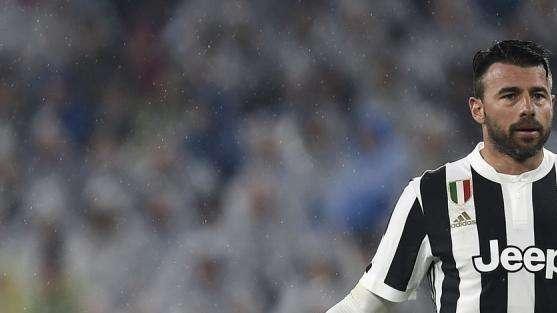 LIVE TJ - BARZAGLI: "I tifosi sono venuti per incoraggiarci. Adesso deve venire fuori la nostra voglia di vincere. E sul futuro..."