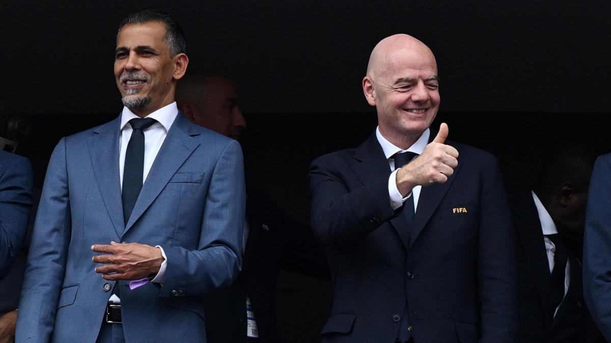 Infantino difende l'hydration break: "È una scelta sportiva, non economica"