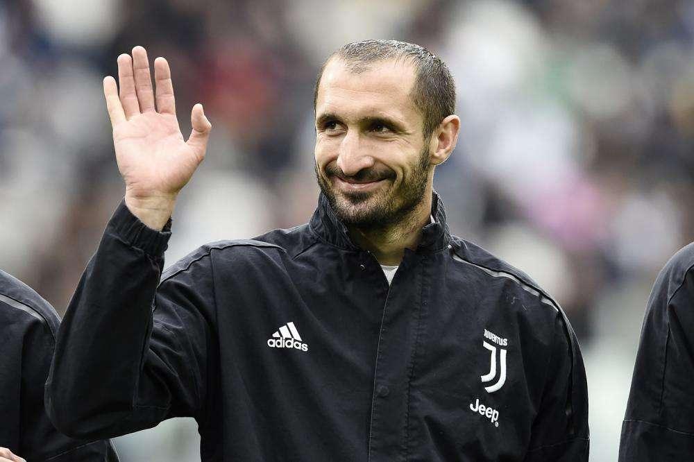 CHIELLINI: "Se Pjanic avesse potuto giocare con Pirlo sarebbe ancora più forte. Ricordo quando dopo il primo scudetto Andrea disse a Marotta..."