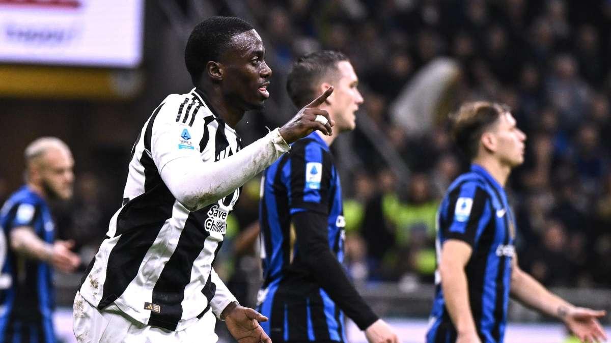 Primo tempo spettacolare a San Siro: cinque gol e due rigori per l'Inter. Ma la Juve c'è!