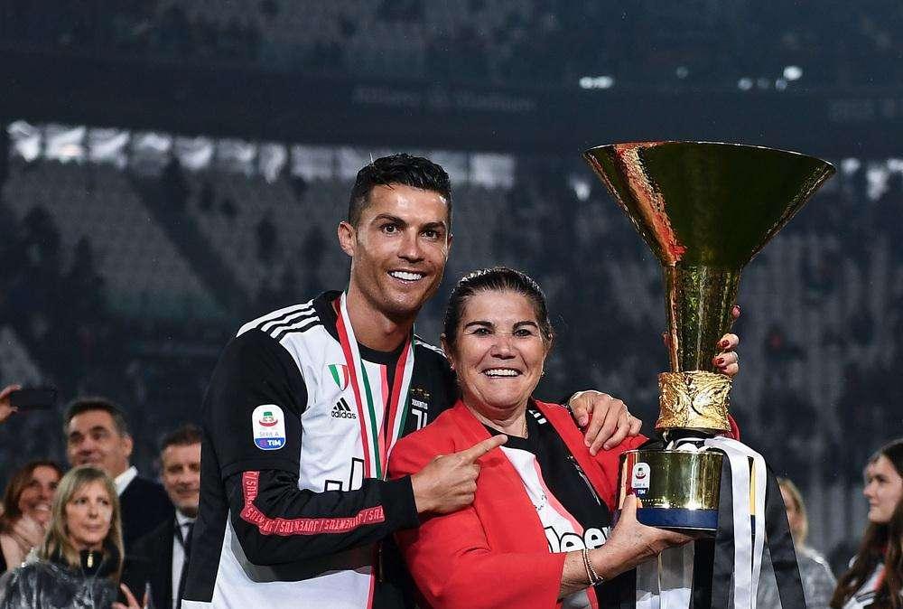 La mamma di Cristiano Ronaldo fa l'in bocca al lupo alla Juventus per la gara contro il Genoa