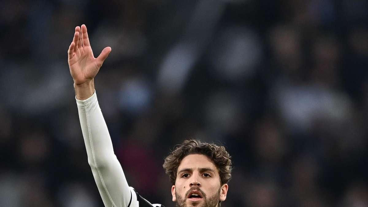 LOCATELLI: "Grazie al Capitano e a Paulino ho capito cosa significa indossare questa maglia"