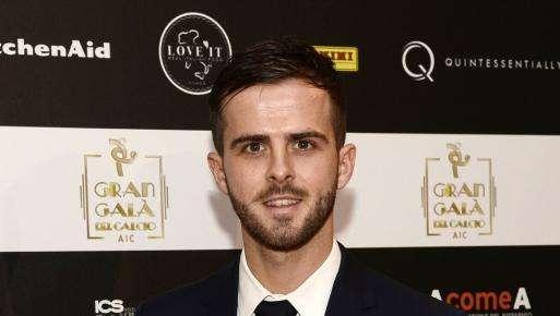PJANIC: "Sfido Dybala sulle punizioni: siamo 2-2. Cammino  scudetto è lungo, ma siamo sulla buona strada. Dobbiamo continuare così, pubblico fantastico"