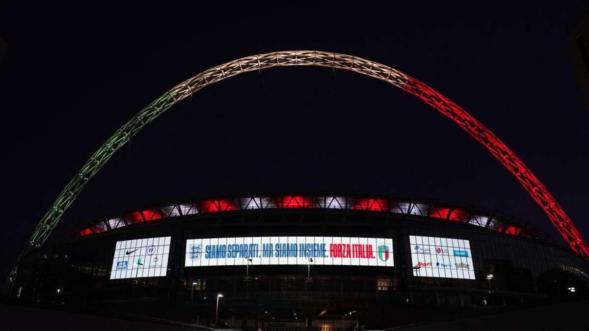 L'Uefa apre un procedimento contro la FA per i disordini prima di Italia - Inghilterra
