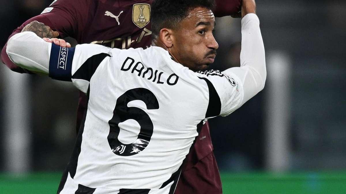 Danilo si aspetta di essere liberato a zero dalla Juventus. Il brasiliano sempre più vicino al Napoli 