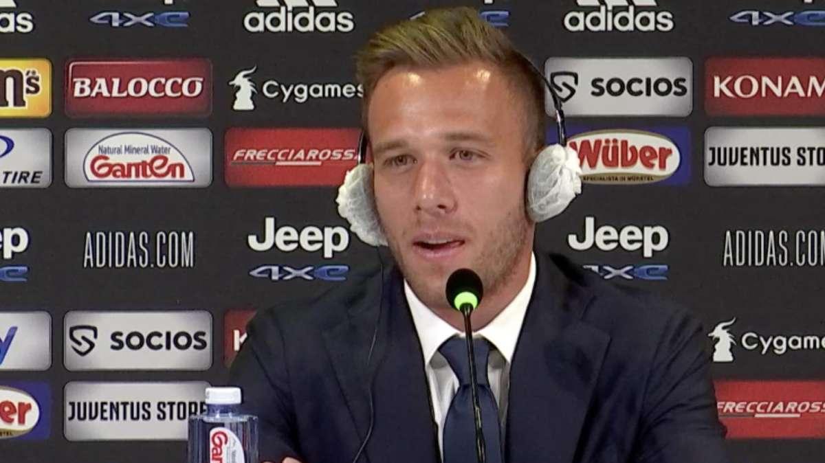 LIVE TJ - ARTHUR: "Juve squadra unica, ho tanto entusiasmo. Un sogno giocare con Ronaldo. Suarez a Torino? Sarebbe valore aggiunto"