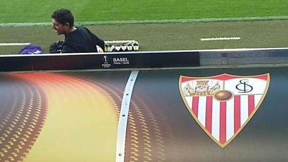 QUI SIVIGLIA - Offerta per Roque Mesa 