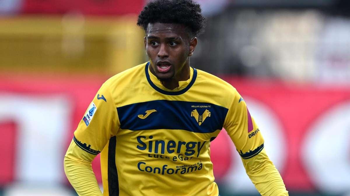 L’Equipe - Juve-Verona, accordo raggiunto per Cabal