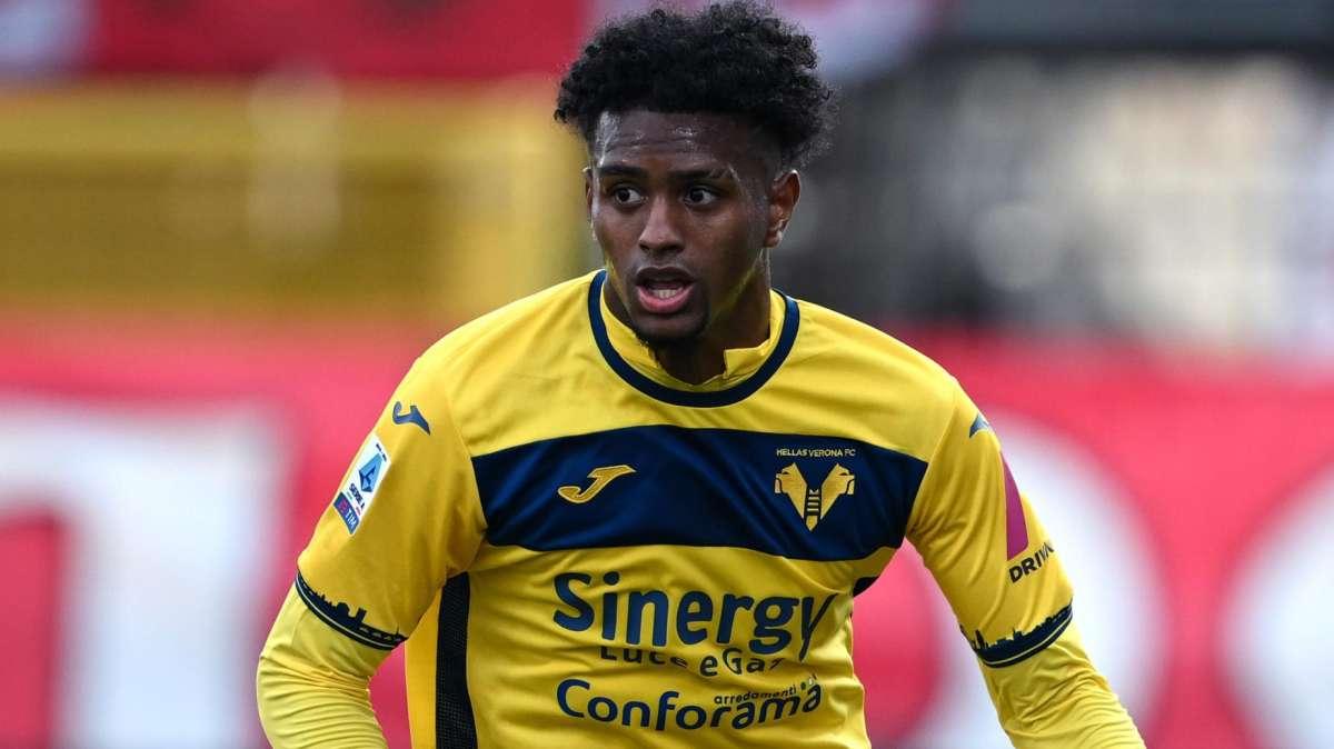 Sky - Accordo in definizione tra la Juventus e il Verona per Cabal