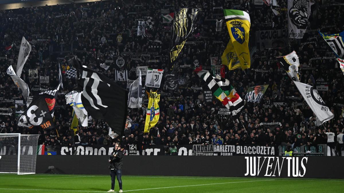 Salmo tra musica e Juventus: la richiesta su Conte e la battuta a Fabri Fibra