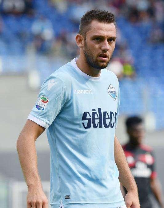 Il Liverpool sfida Juventus e Inter per De Vrij: la prossima estate sarà battaglia