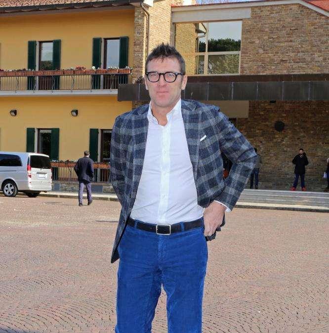 L'ex juventino Carrera verso la panchina del Catania?