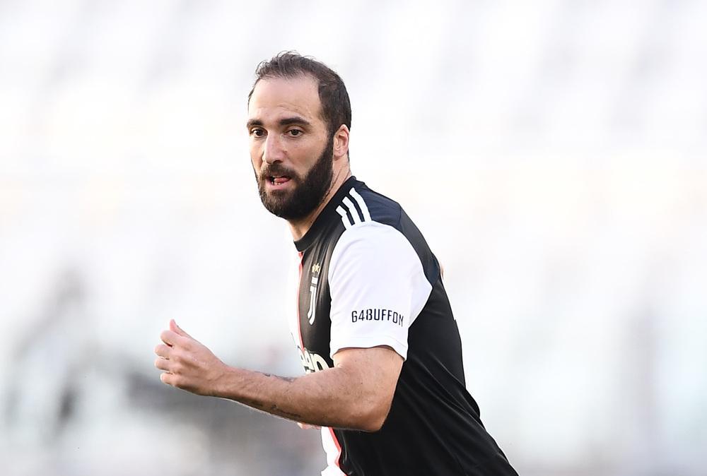 Il Valencia sogna un super tridente: c'è anche Higuain 