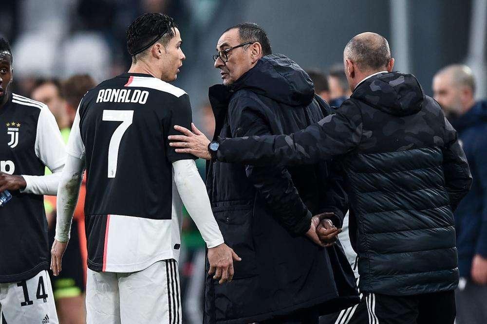 Dall'Inghilterra: "Cristiano Ronaldo devastato dall'addio di Allegri, non è contento con Sarri ma la Juve non esonererà il tecnico"