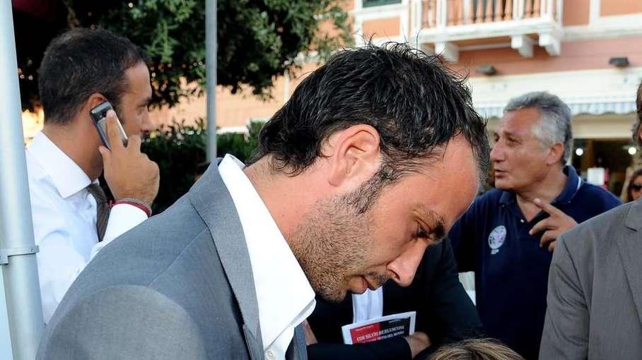 Il Napoli arranca e Auriemma pensa alla Juve: "Spiegatemi il senso di avere certi arbitri al Var..."
