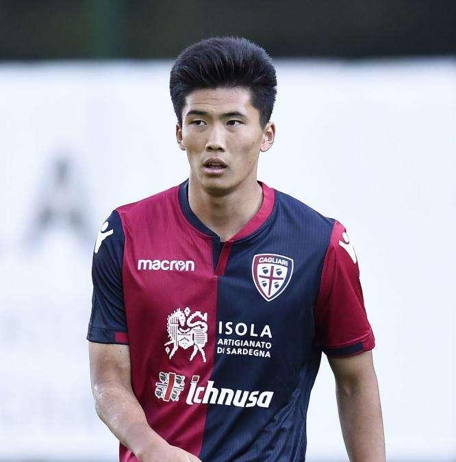 UFFICIALE - Han è un nuovo calciatore della Juventus 