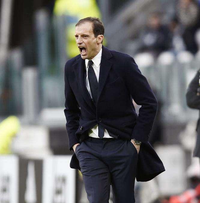 Libero - Lo scudetto si gioca in aereo