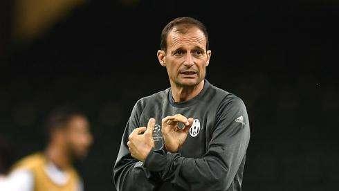 LIVE TJ - ALLEGRI: "Bernardeschi ha portato entusiasmo. Domani Douglas Costa giocherà. Presupposti per vivere annata importante. E sul mercato..."