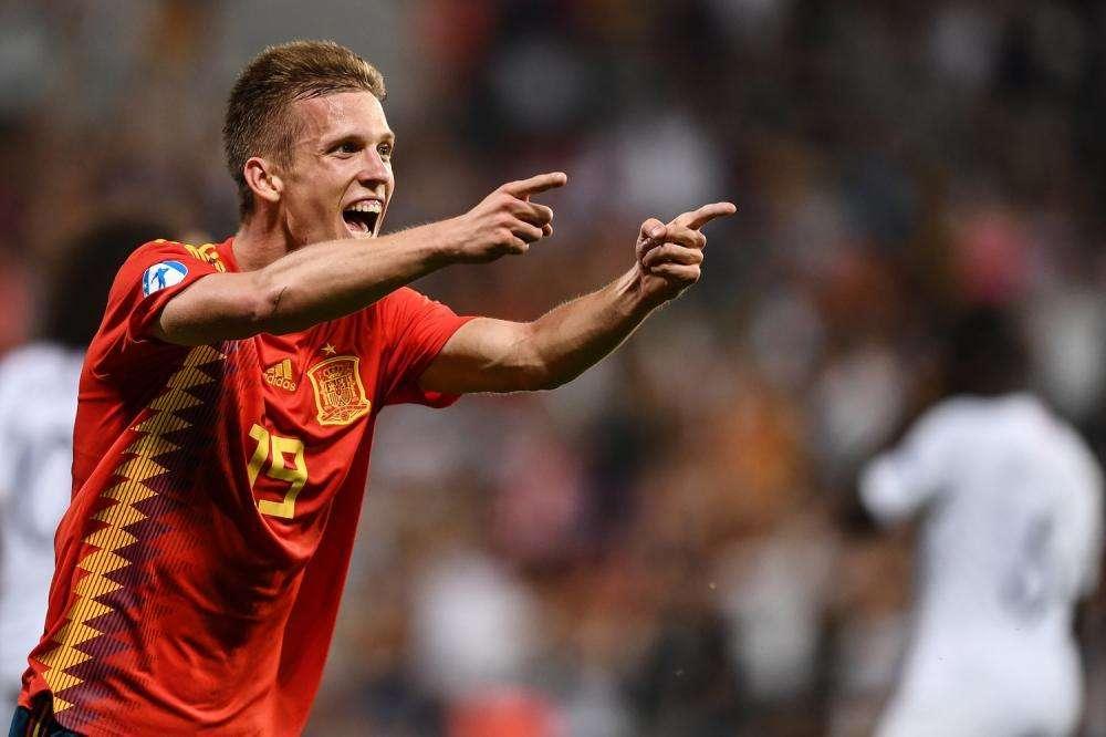 Dani Olmo, Barcellona in continuo contatto con l'entourage del ragazzo