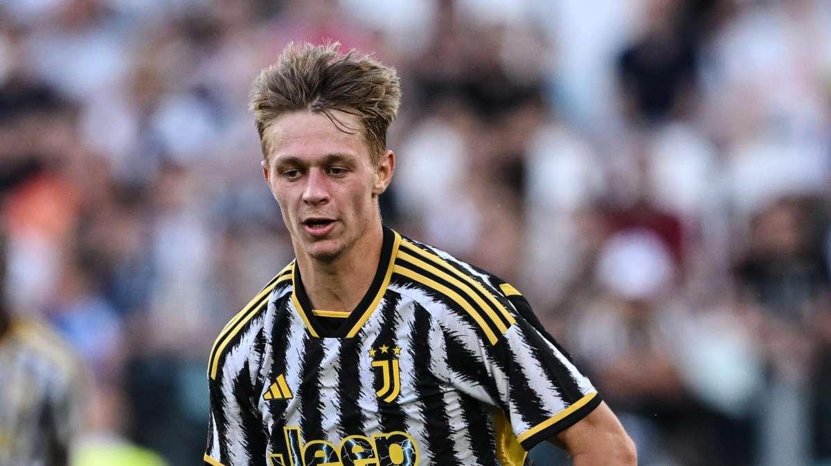 Tra questa e la prossima settimana al massimo la Juventus deciderà sul centrocampista 