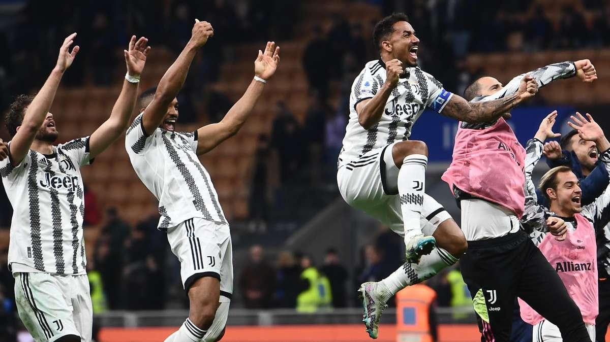 Gazzetta - Manovre stipendi e partnership. Così il club prepara la difesa