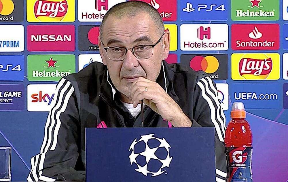 LIVE TJ - SARRI: "Coronavirus? I tifosi della Juve hanno il diritto di essere a Lione. Obbligo di vincere in Italia, Champions un sogno. Se mio futuro dipende da risultati europei? Non so, mi fido del presidente. Khedira e Douglas Costa...
