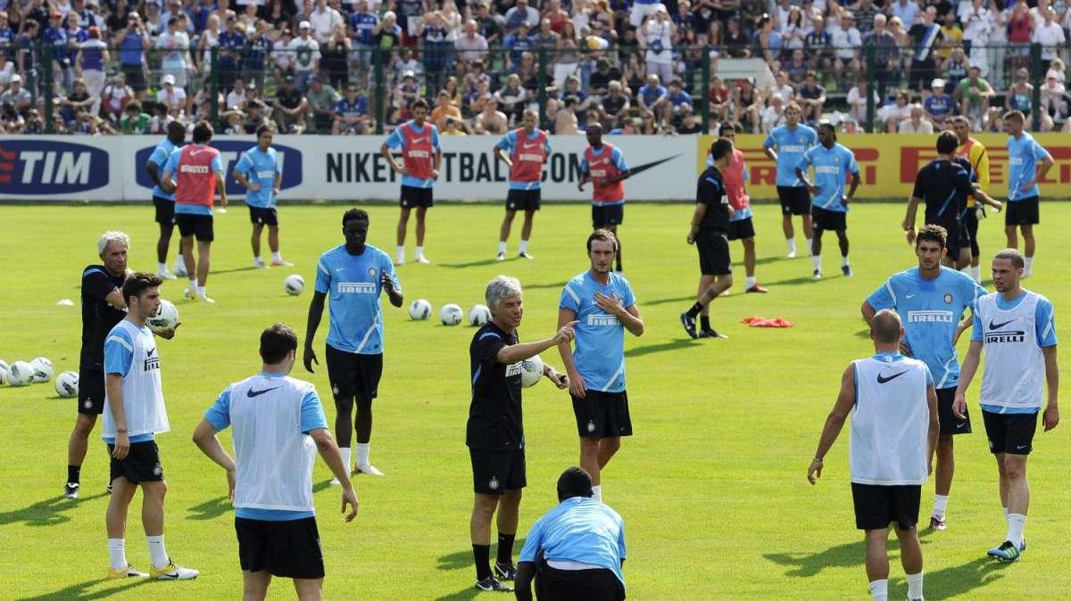 RADUNO INTER: cori per Facchetti e contro la Juve