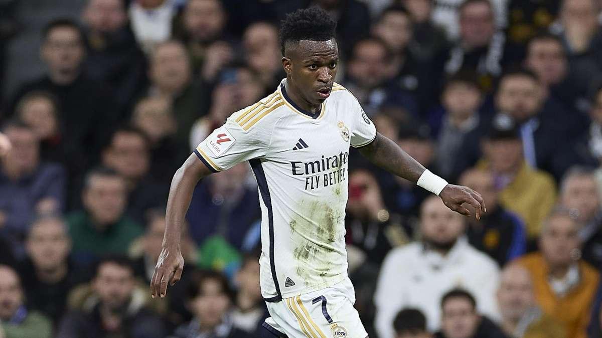 Vinicius in lacrime in conferenza stampa: “Mi sento sempre più triste, ho sempre meno voglia di giocare”