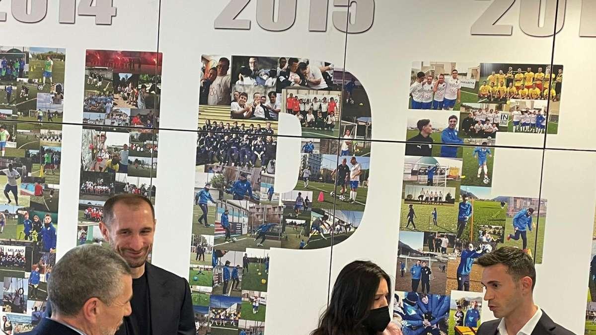 LIVE TJ - CHIELLINI presente all'evento Insuperabili: "Di Dybala ho parlato da compagno e non da dirigente. Spero di tornare settimana prossima" (FOTO E VIDEO)