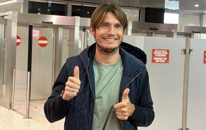 De Roon torna sul dito medio alla Roma: "Andai oltre, ma il post non era autorizzato"