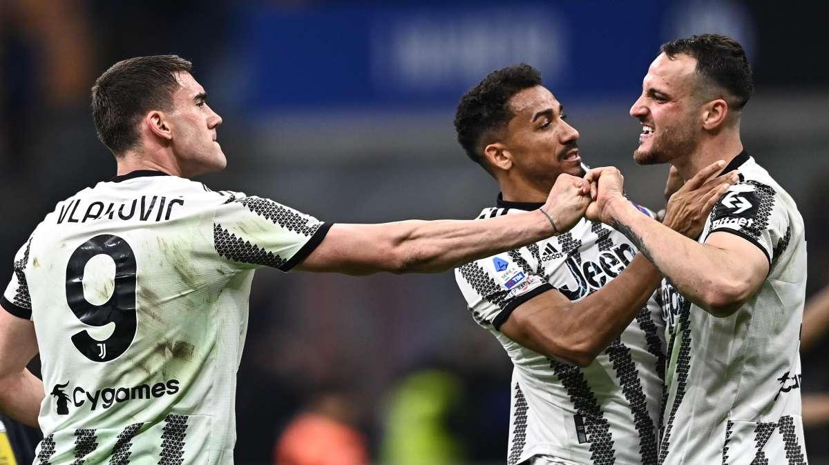 LA JUVE STUDIA IL MERCATO TRA CONFERME E PARTENZE 