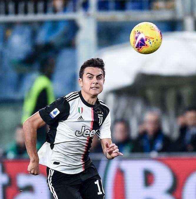 La Stampa - La Juve tratta il rinnovo di Dybala ma non c'è intesa