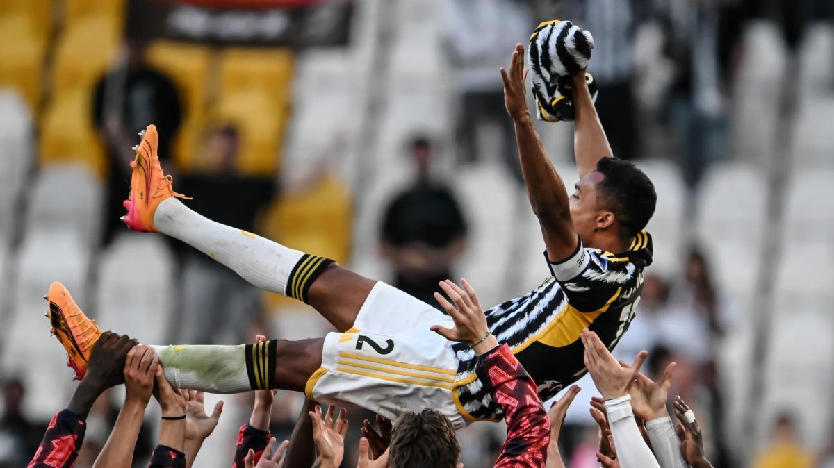 L'ex Juve Alex Sandro rinnova con il Flamengo: accordo fino a dicembre 2027