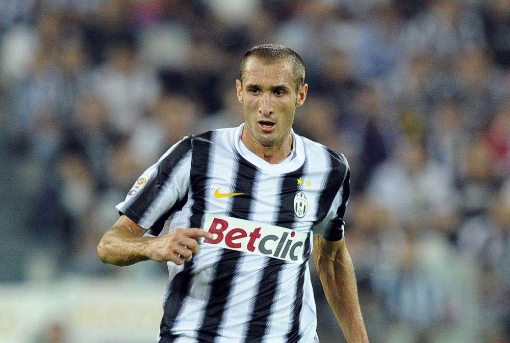 TUTTOSATIRA: Quando Chiellini gioca certe partire il dubbio ti viene...