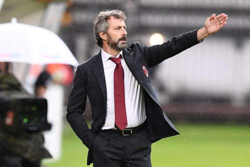 Ganz: "Ingiusto taglio degli stipendi per chi non è professionista"