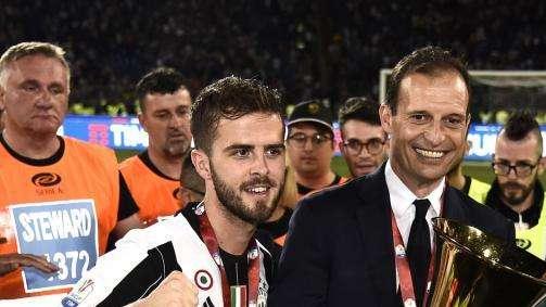 PJANIC A MP: "Molto contento per aver vinto mio primo trofeo in Italia. Ma dovremo vincere ancora per essere ricordati. Buffon leggenda, spero vinca Pallone d'Oro"