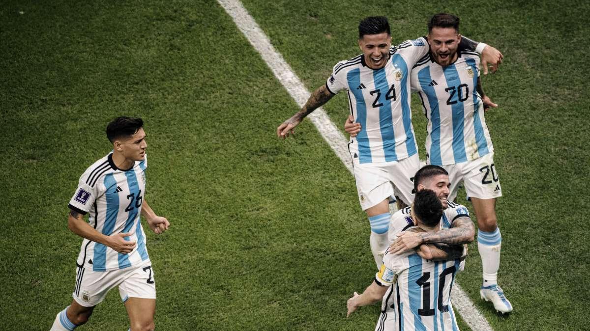 Equilibrio assoluto tra Argentina e Francia per la vittoria. Si scommette su Messi MVP, ma occhio a Mbappè