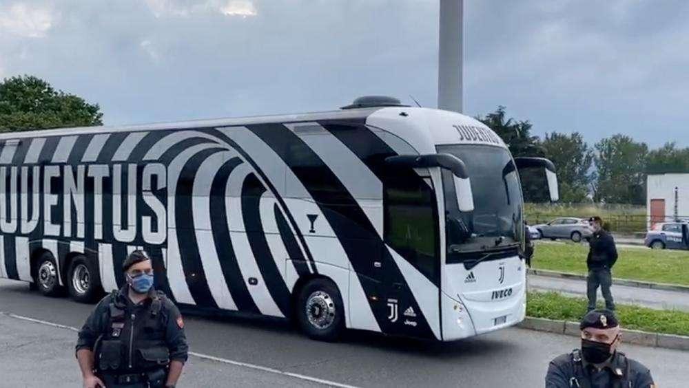 LIVE TJ - L'arrivo della Juventus (FOTO-VIDEO)
