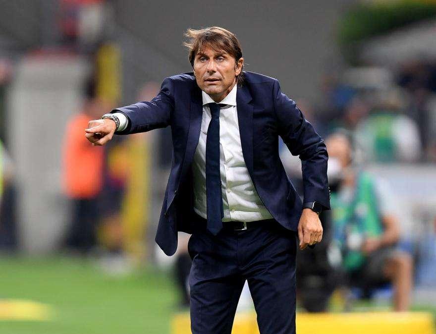 Conte, stoccata a Sarri: "Si lamenta per gara alle 15? Qualcuno deve stare tranquillo perché sta dalla parte forte"