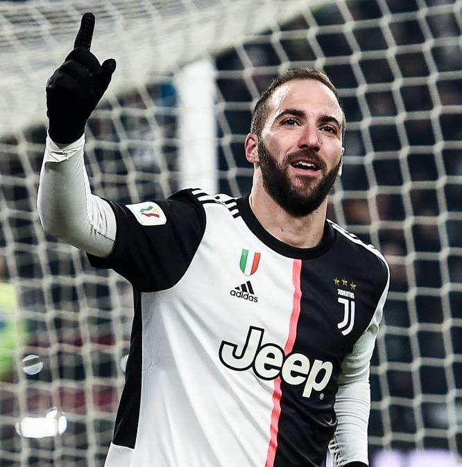 HIGUAIN: "Sarri? E' l'allenatore che ha ottenuto il massimo da me. Siamo entrambi testardi, ma il rapporto è buono"